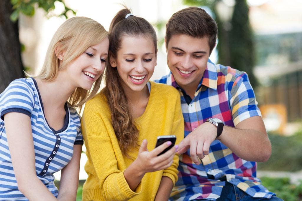 Mobil Chatte Gerçek Sohbet Keyfi SohbetAşkı'nda Hemen Gel!