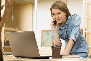 Gül Sohbet Chat Odaları Dijital Dünyada Samimiyetin ve Gülümsemenin Buluşma Noktası