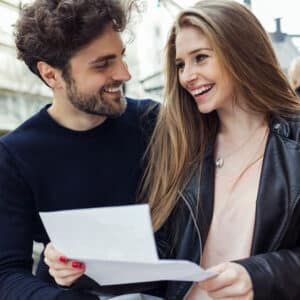 Bazen Sadece Biriyle Konuşmak İstersin Bazen Sadece Biriyle Konuşmak İstersin