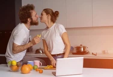 Mobil Sohbetin Keyfini Çıkar, Yeni İnsanlar Tanı