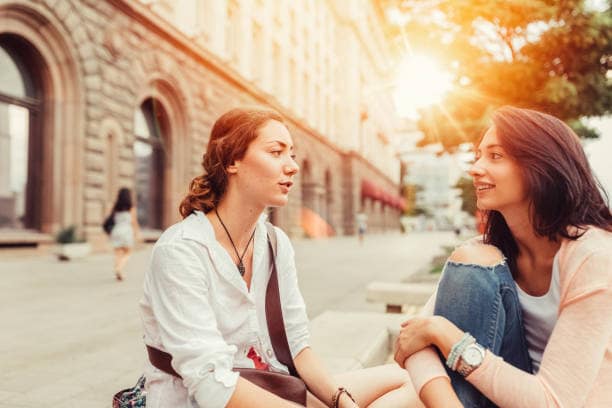 Gerçek İnsanlarla Anında Sohbet Etmeye Başla!