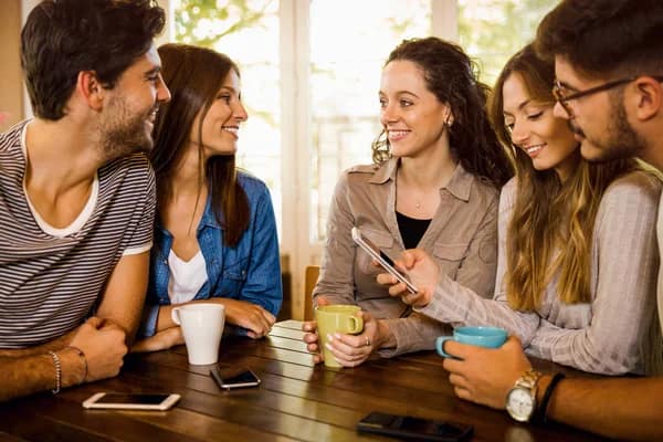 Eski Sohbet Odaları Duygusal Anılar ve Sıcak Dostluklar