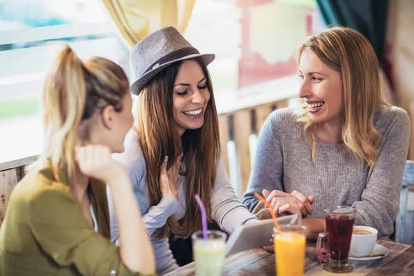 Sohbet Odaları Duygusal Dijitalleşmenin Sıcak ve Yeni Yüzü